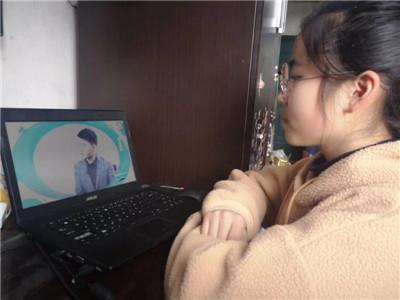 李妍妍.jpg 李妍妍.jpg