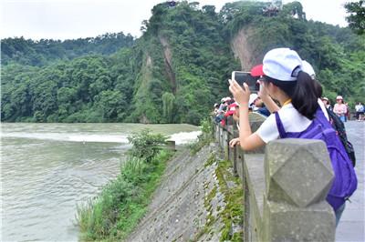 青城山 (2).jpg