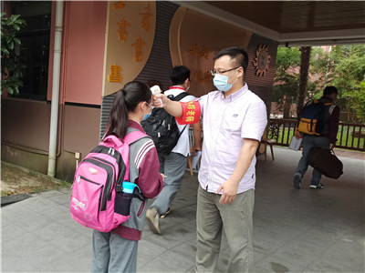 20.6.1.许雯淑爸爸许正义3.jpg 20.6.1.许雯淑爸爸许正义3.jpg