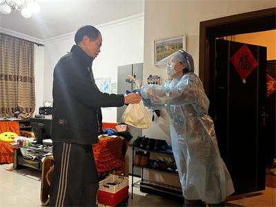 张莉 (3).jpg
