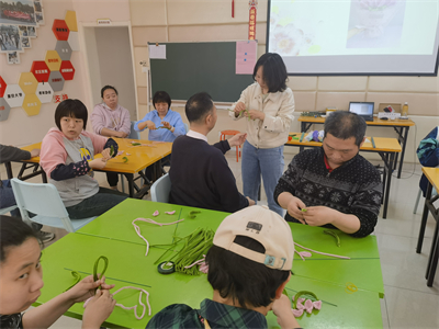 劳技课 (4).jpg