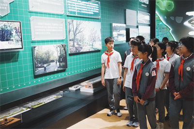 2.展馆二层 (2).jpg