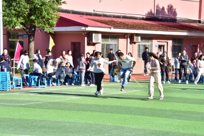 教师齐心协力 (4).JPG