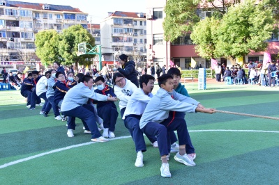 拔河比赛-学生 (7).JPG