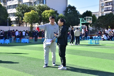 工作人员 (8).JPG
