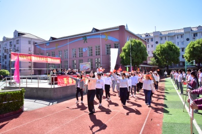 04教师 (1).JPG 04教师 (1).JPG