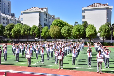 初三 (2).JPG 初三 (2).JPG